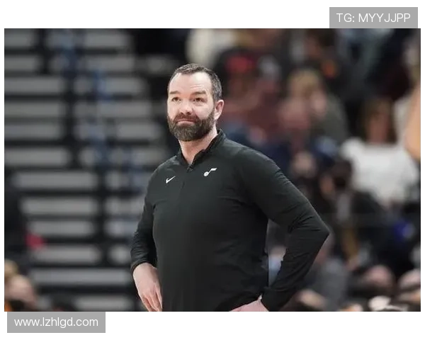 弗兰克沃格尔计划加入独行侠教练组担任首席助教引发关注 弗兰克沃格尔计划加入独行侠教练组担任首席助教引发关注