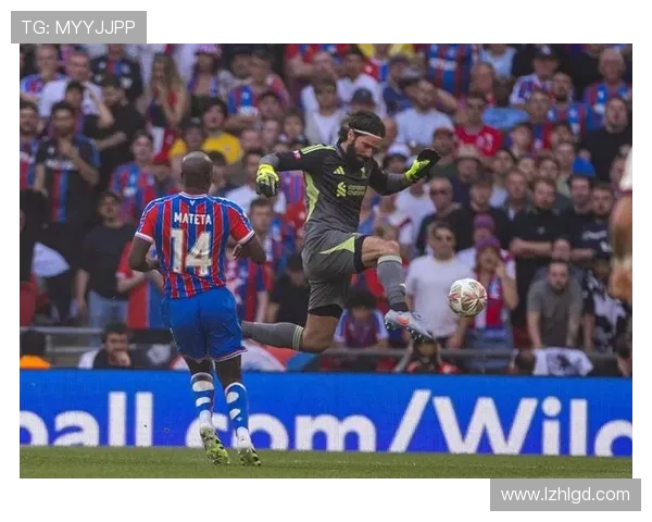 利物浦被水晶宫三连击近七战六败防线崩塌连十场皆失球再陷低迷境