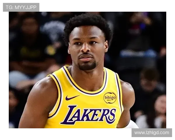 名嘴点评布朗尼实力超越次轮末水平批评利用他打压黑老詹的人应感羞愧